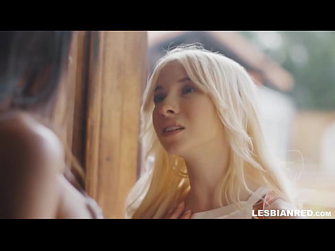 ❤️ Qiz bir necha oydan keyin uyga keladi va o'gay onasining mushukini yeydi ❤️❌ Anal video uz.verhentai.ru ☑